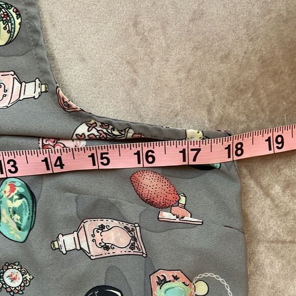 #COQUETTE-GIRL *French Chic* Perfume Bottle Print Tank Sz M EUC - Picture 8 of 9